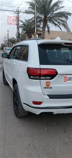 جيب جراند شيروكي